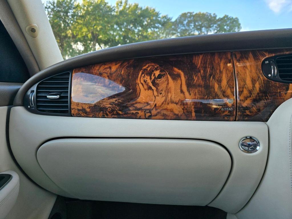 JAGUAR XJ 4.2 XJ8 SE 2005