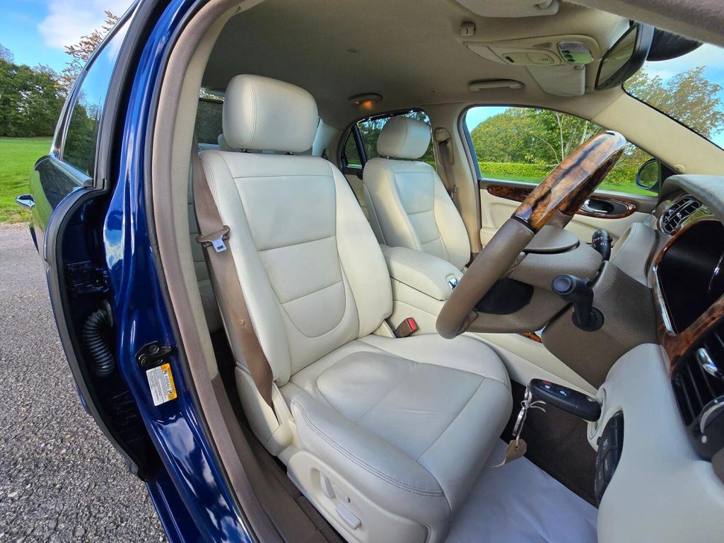 JAGUAR XJ 4.2 XJ8 SE 2005