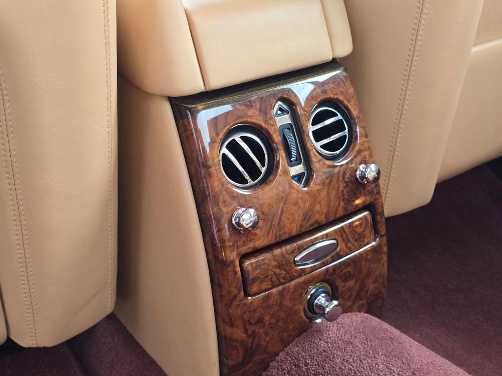 BENTLEY ARNAGE 6.8 R 2004