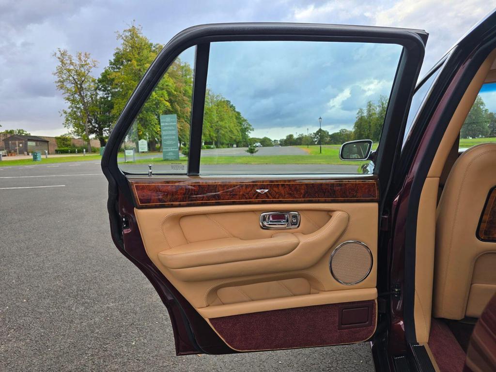 BENTLEY ARNAGE 6.8 R 2004