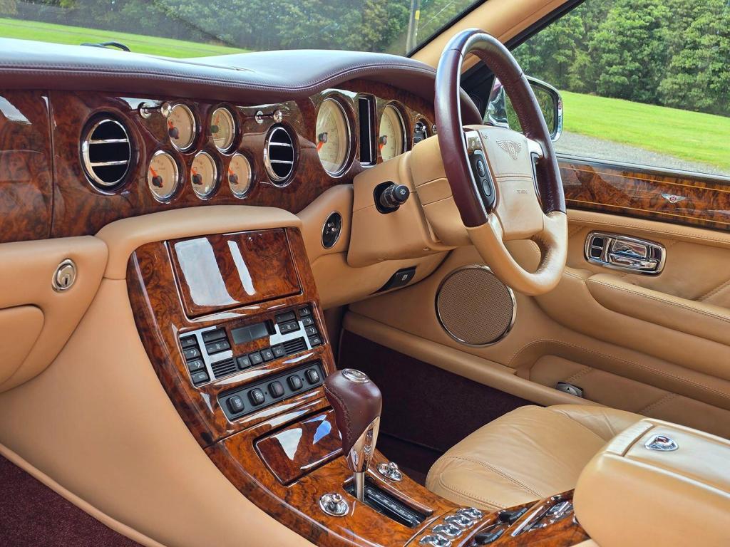 BENTLEY ARNAGE 6.8 R 2004