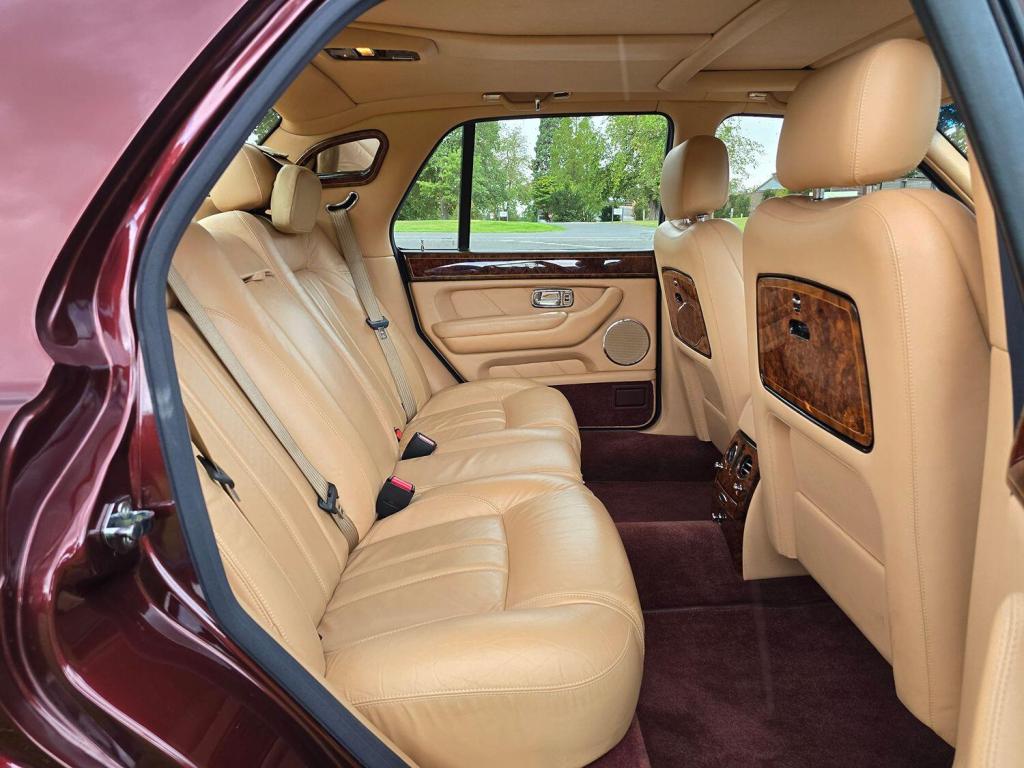 BENTLEY ARNAGE 6.8 R 2004