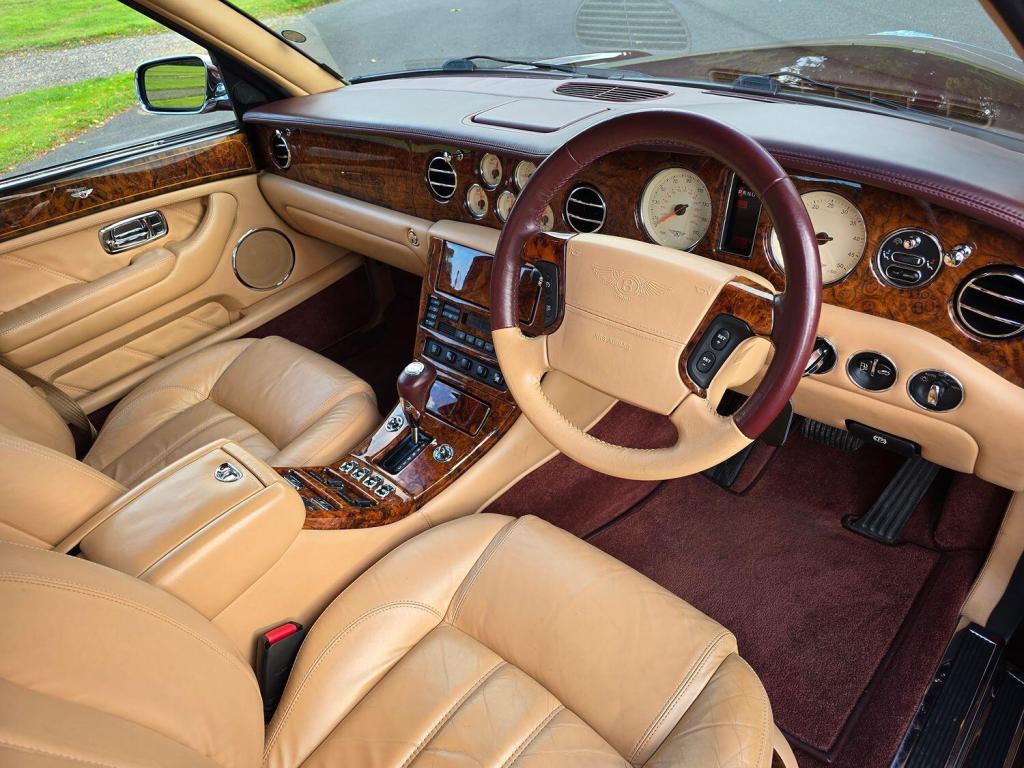 BENTLEY ARNAGE 6.8 R 2004