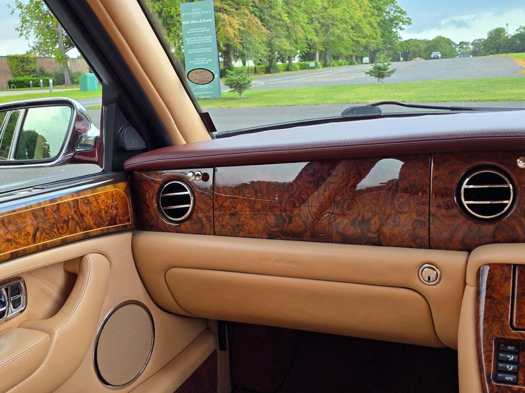 BENTLEY ARNAGE 6.8 R 2004