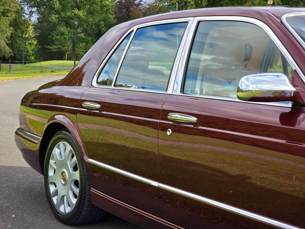 BENTLEY ARNAGE 6.8 R 2004