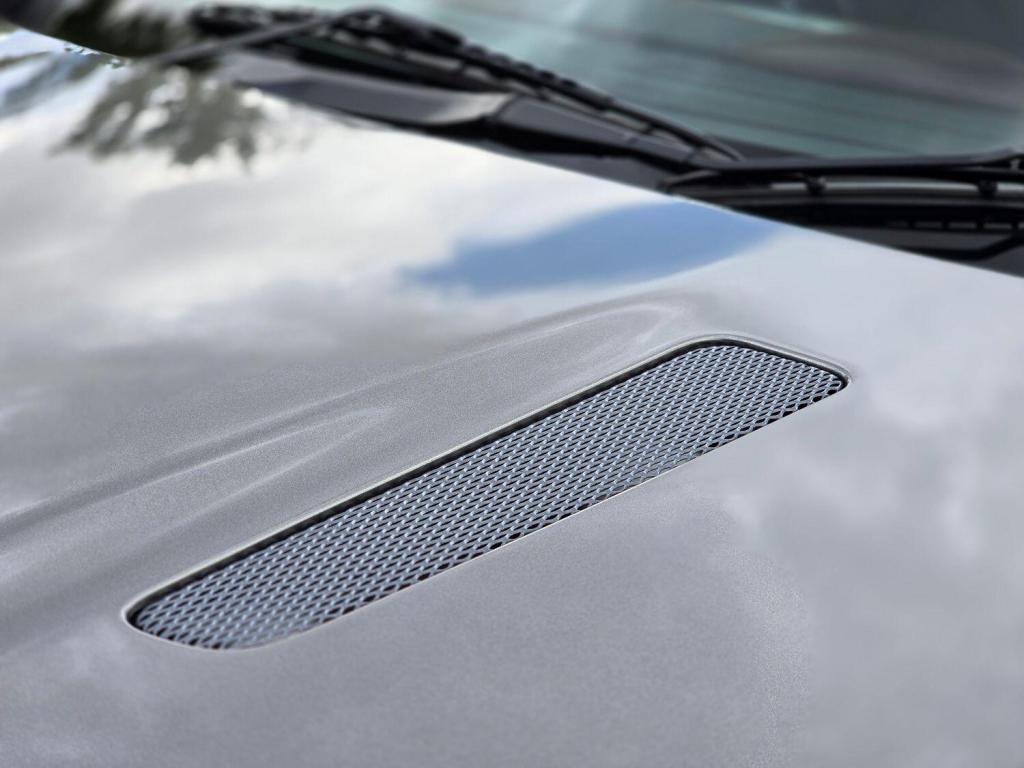 ASTON MARTIN DB9 5.9 2005