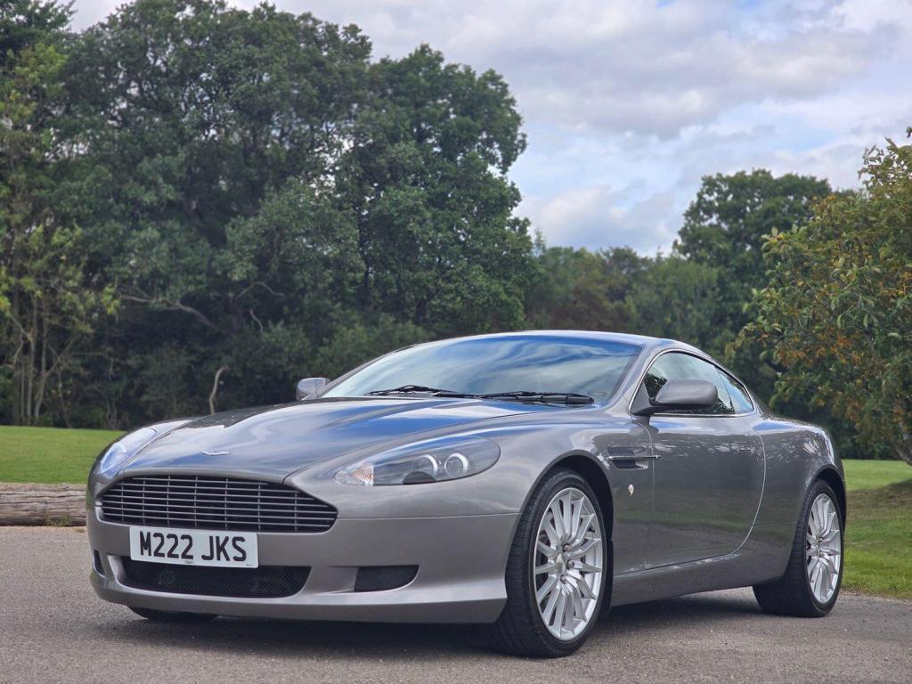 ASTON MARTIN DB9 5.9 2005