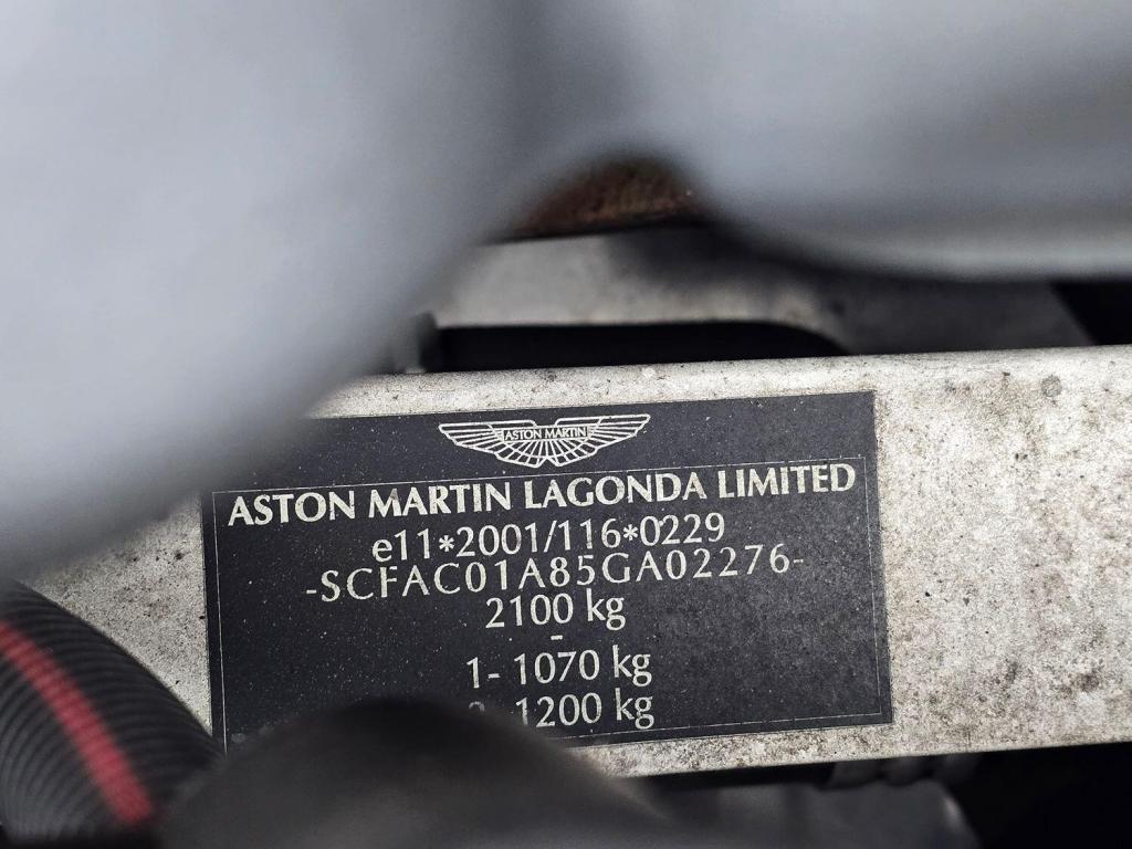 ASTON MARTIN DB9 5.9 2005