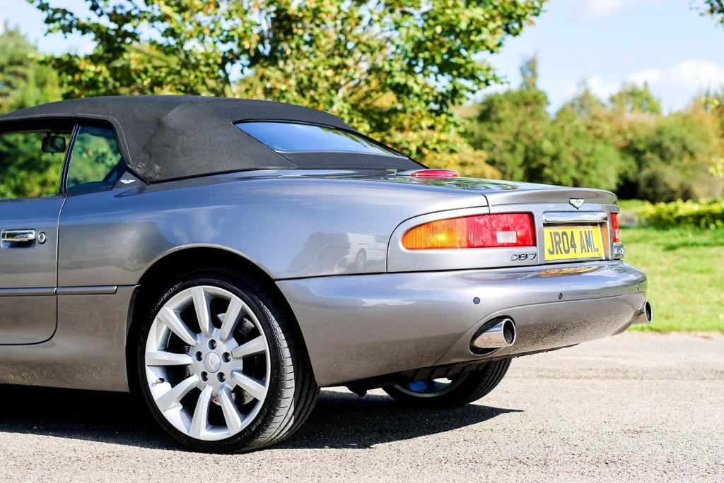 ASTON MARTIN DB7 5.9 2004