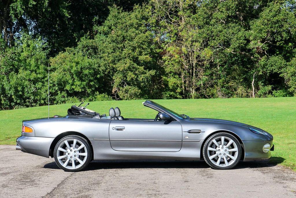 ASTON MARTIN DB7 5.9 2004