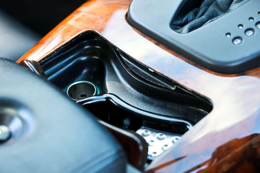 ASTON MARTIN DB7 5.9 2004