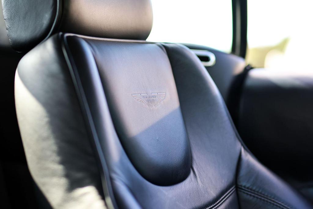 ASTON MARTIN DB7 5.9 2004