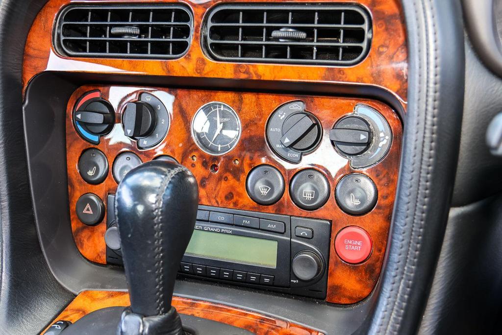 ASTON MARTIN DB7 5.9 2004