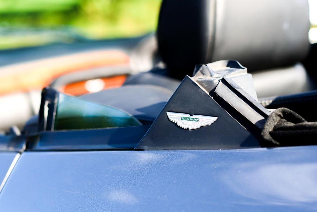 ASTON MARTIN DB7 5.9 2004