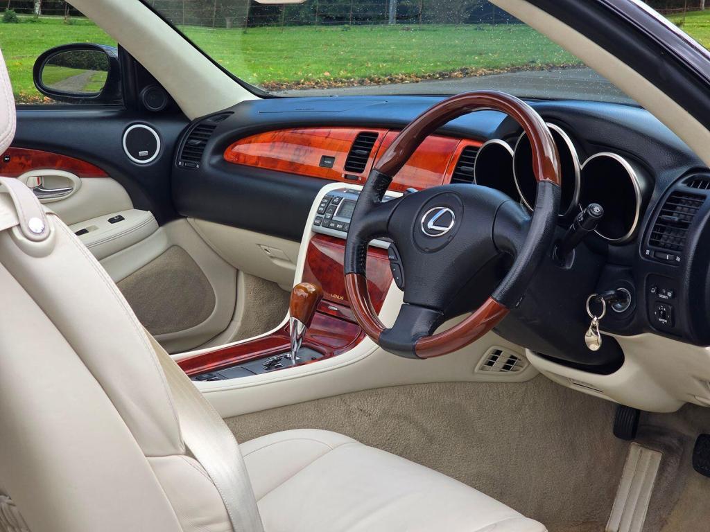 LEXUS SC 430 4.3 430 2006