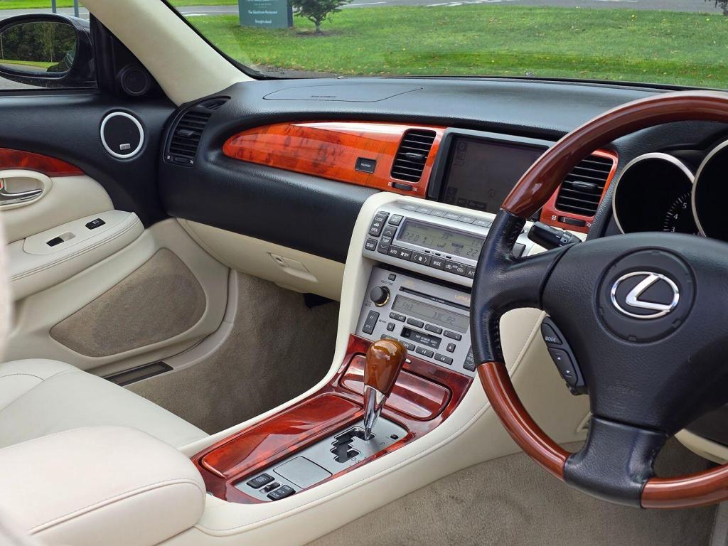 LEXUS SC 430 4.3 430 2006