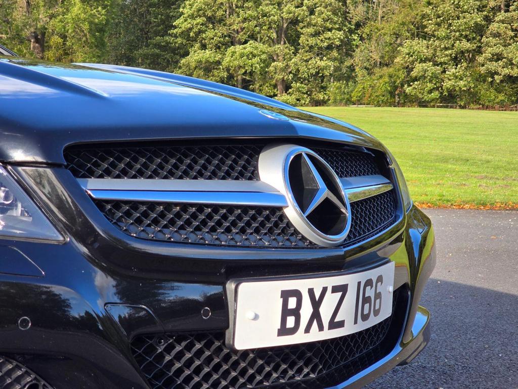 MERCEDES-BENZ SL 5.5 SL500 2010