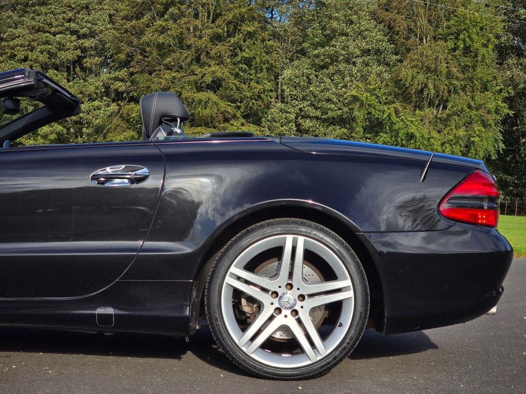 MERCEDES-BENZ SL 5.5 SL500 2010