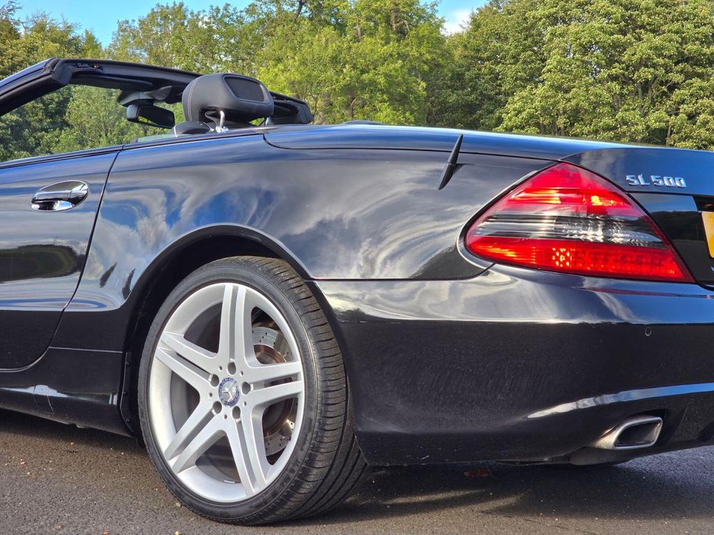 MERCEDES-BENZ SL 5.5 SL500 2010