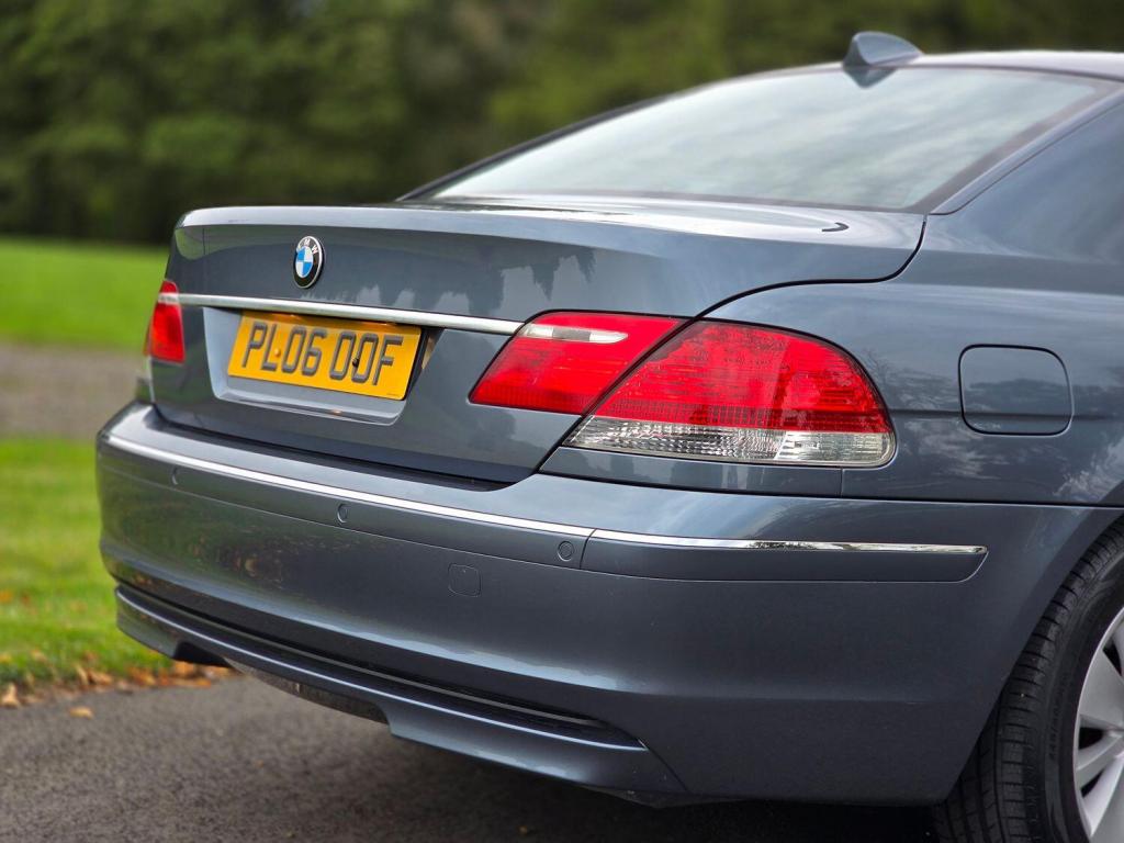 BMW 7 SERIES 3.0 730d SE 2006