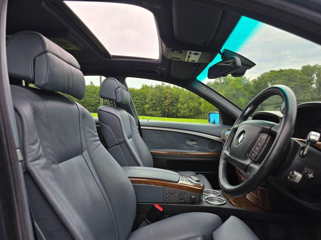 BMW 7 SERIES 3.0 730d SE 2006