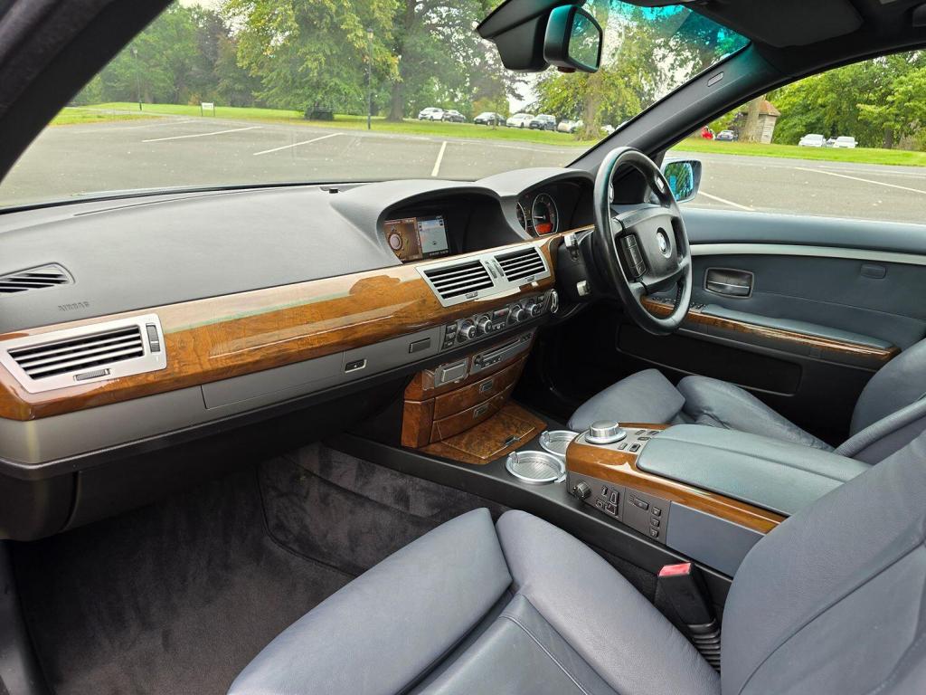 BMW 7 SERIES 3.0 730d SE 2006