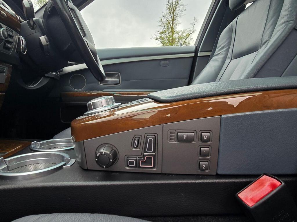 BMW 7 SERIES 3.0 730d SE 2006