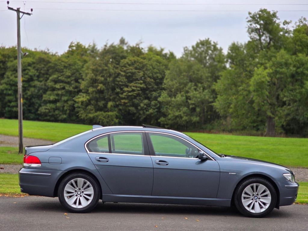 BMW 7 SERIES 3.0 730d SE 2006