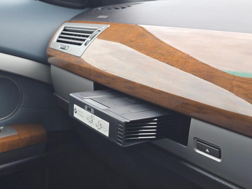 BMW 7 SERIES 3.0 730d SE 2006