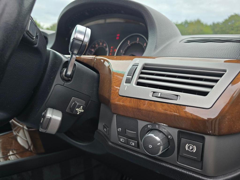 BMW 7 SERIES 3.0 730d SE 2006