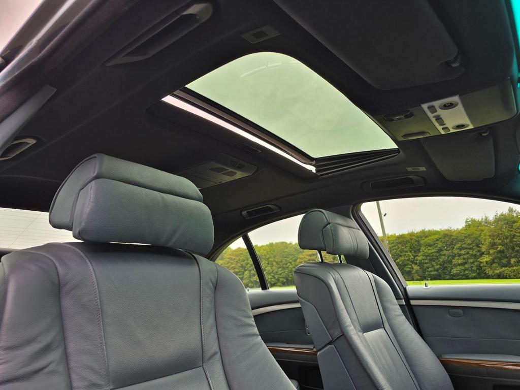 BMW 7 SERIES 3.0 730d SE 2006