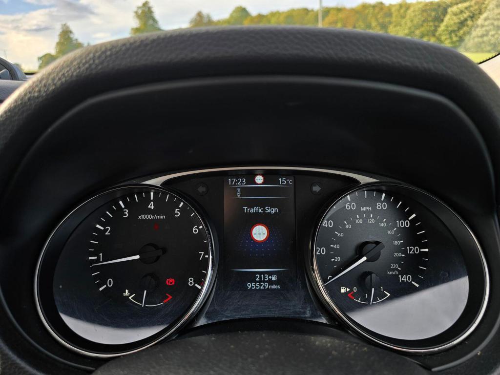 NISSAN X-TRAIL 1.6 DIG-T N-Vision 2017