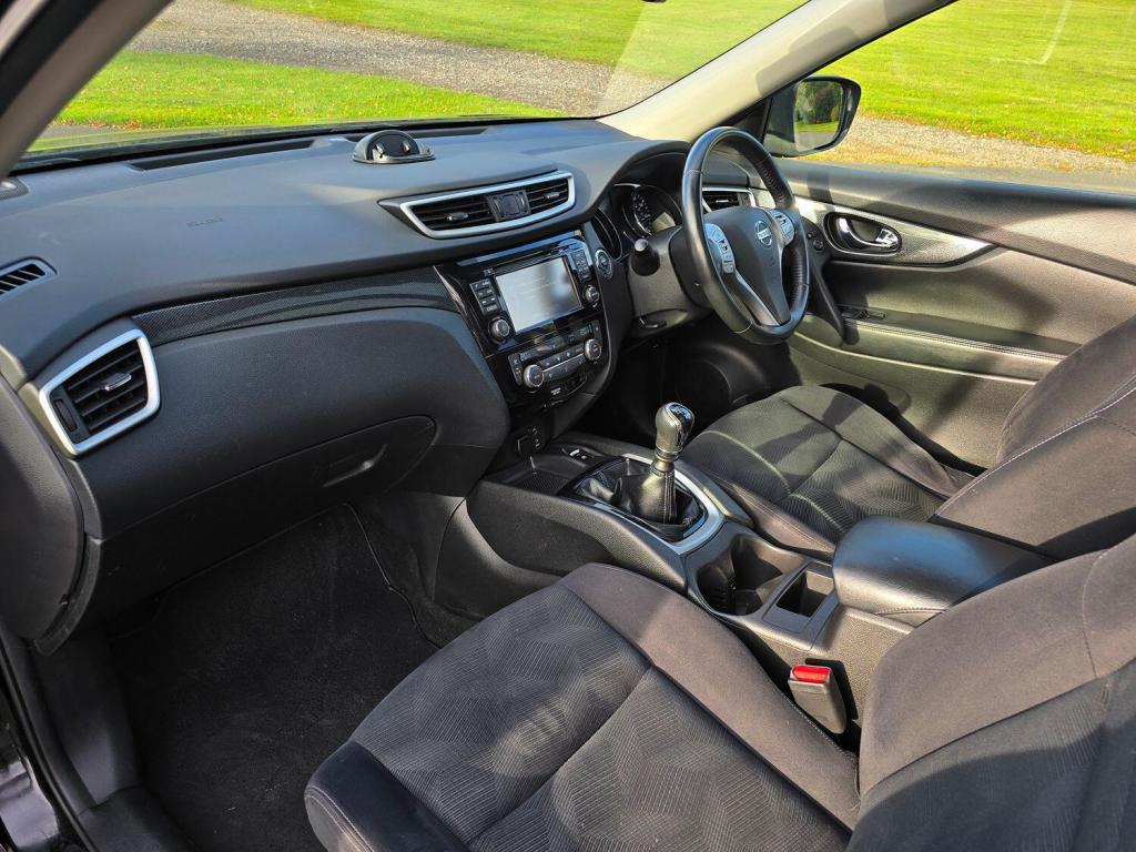 NISSAN X-TRAIL 1.6 DIG-T N-Vision 2017