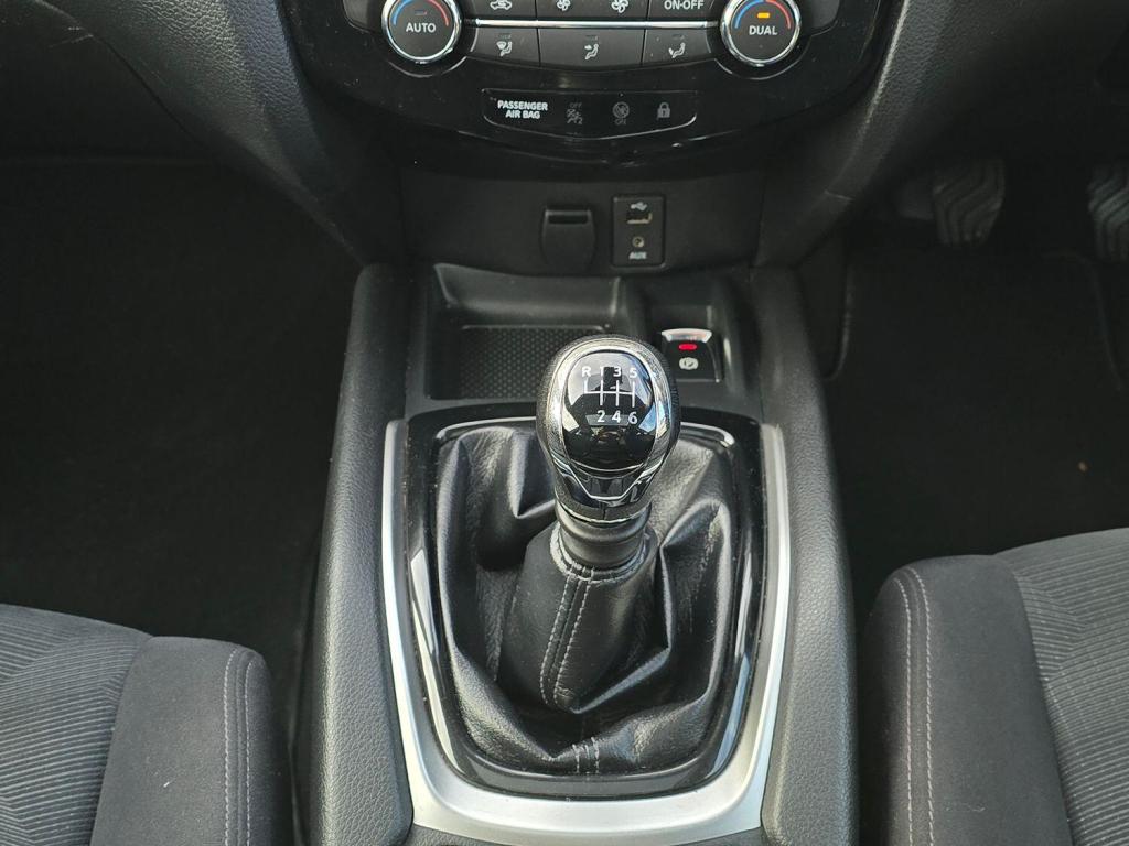 NISSAN X-TRAIL 1.6 DIG-T N-Vision 2017