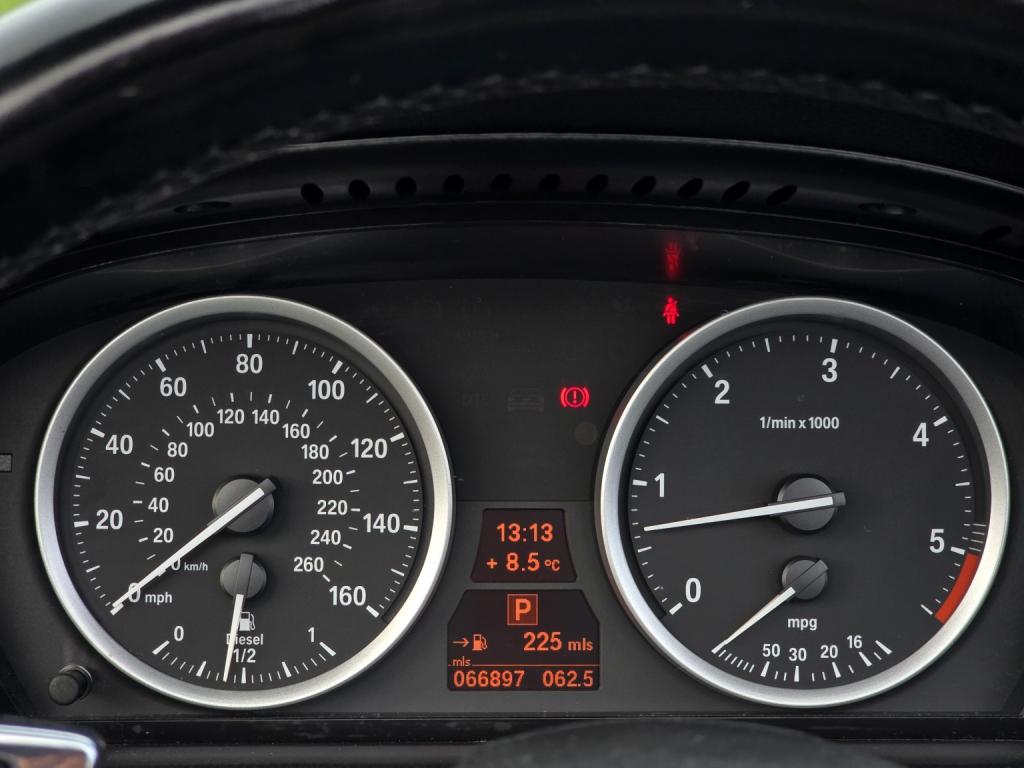 BMW 6 SERIES 3.0 635d Sport Convertible 2009