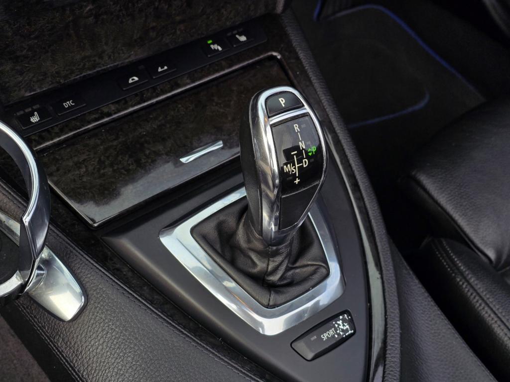 BMW 6 SERIES 3.0 635d Sport Convertible 2009