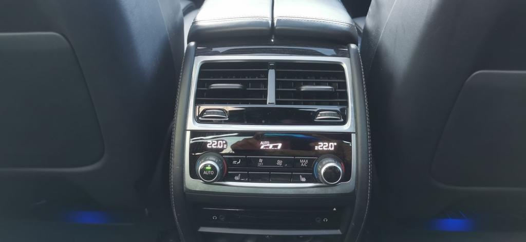 BMW 7 SERIES 3.0 730Ld M Sport Auto Euro 6 ss 4dr 2015