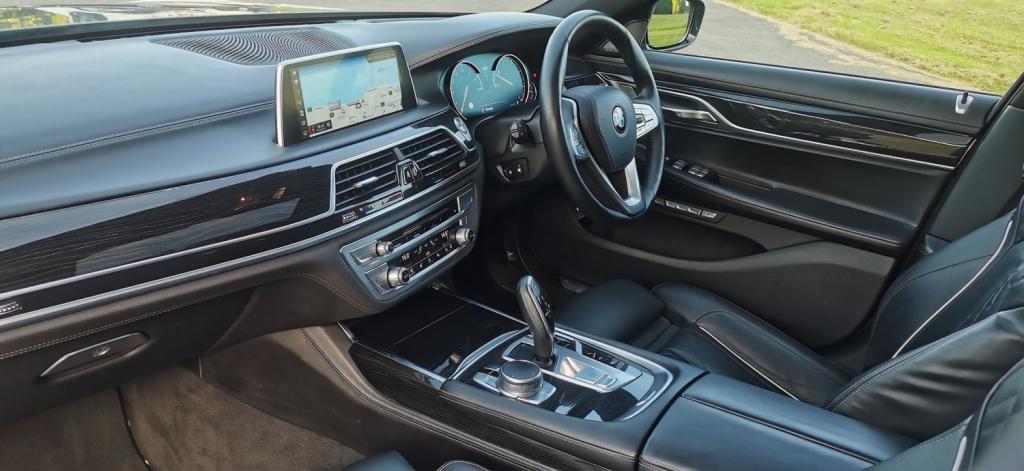 BMW 7 SERIES 3.0 730Ld M Sport Auto Euro 6 ss 4dr 2015