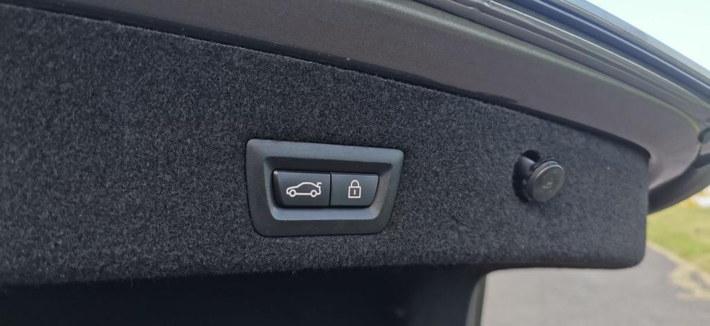 BMW 7 SERIES 3.0 730Ld M Sport Auto Euro 6 ss 4dr 2015