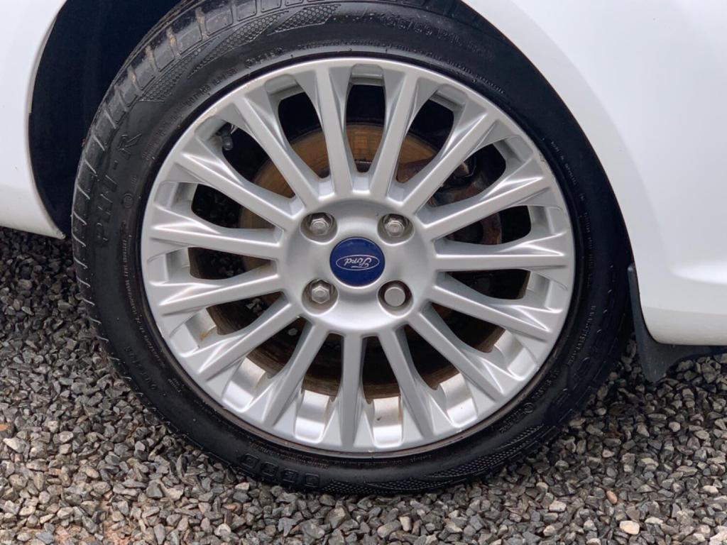 FORD FIESTA 1.0T EcoBoost Titanium Euro 5 ss 5dr 2013