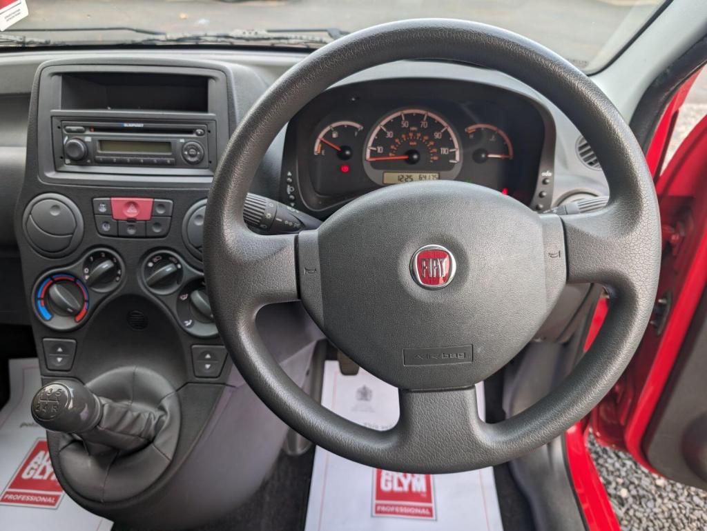 FIAT PANDA 1.2 Active 5dr 2012