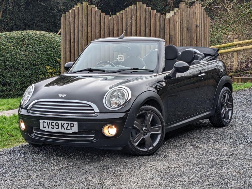 MINI CONVERTIBLE 1.6 Cooper Euro 4 2dr 2009
