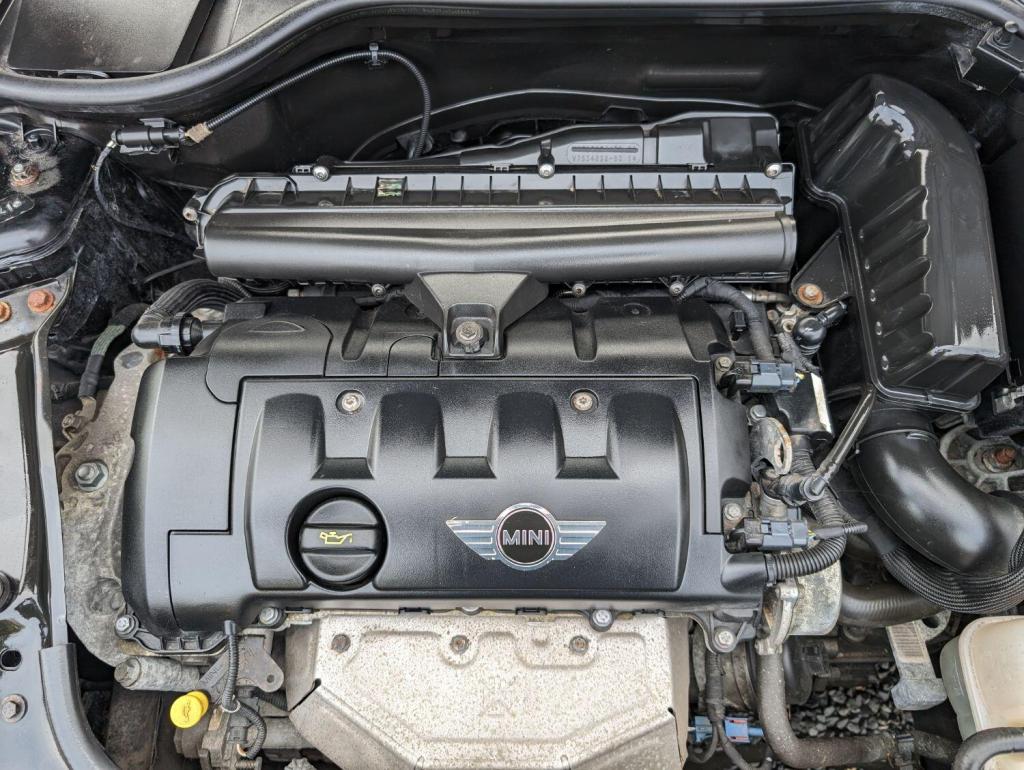 MINI CONVERTIBLE 1.6 Cooper Euro 4 2dr 2009