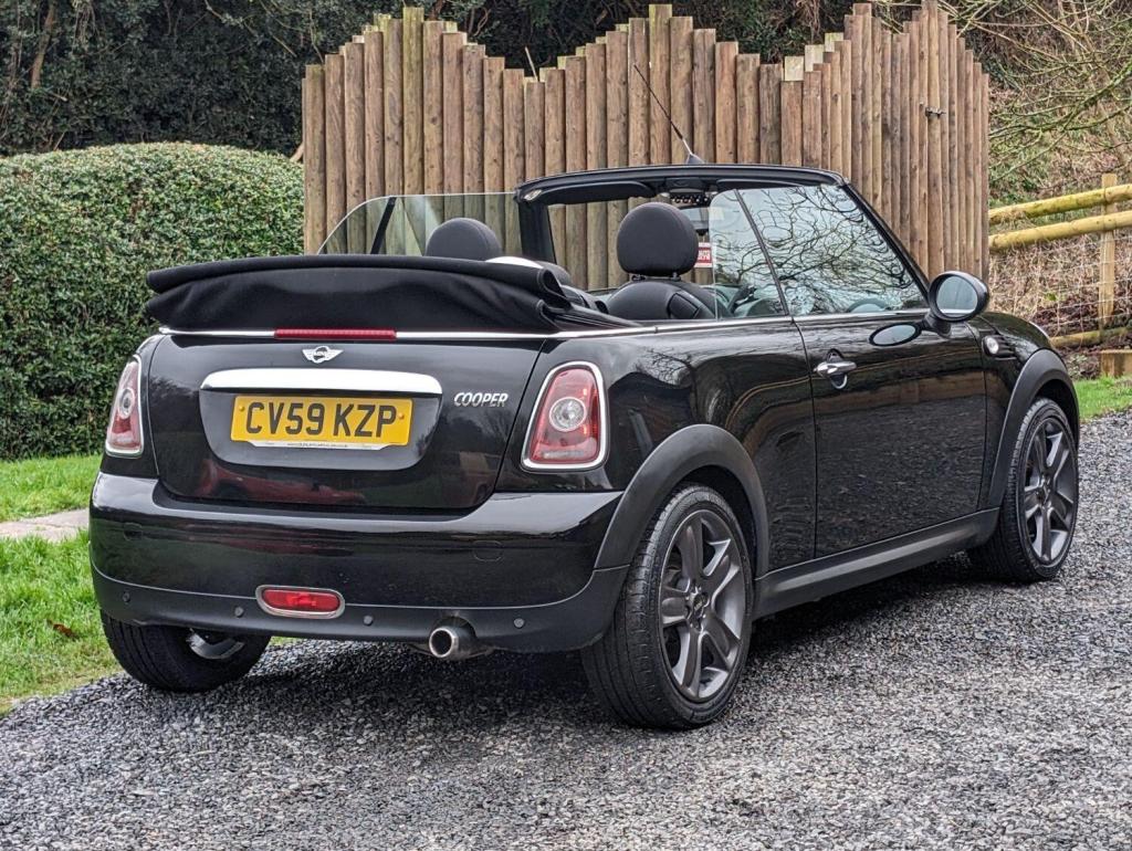 MINI CONVERTIBLE 1.6 Cooper Euro 4 2dr 2009