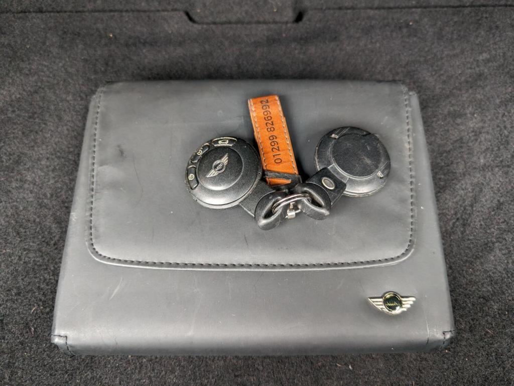 MINI CONVERTIBLE 1.6 Cooper Euro 4 2dr 2009