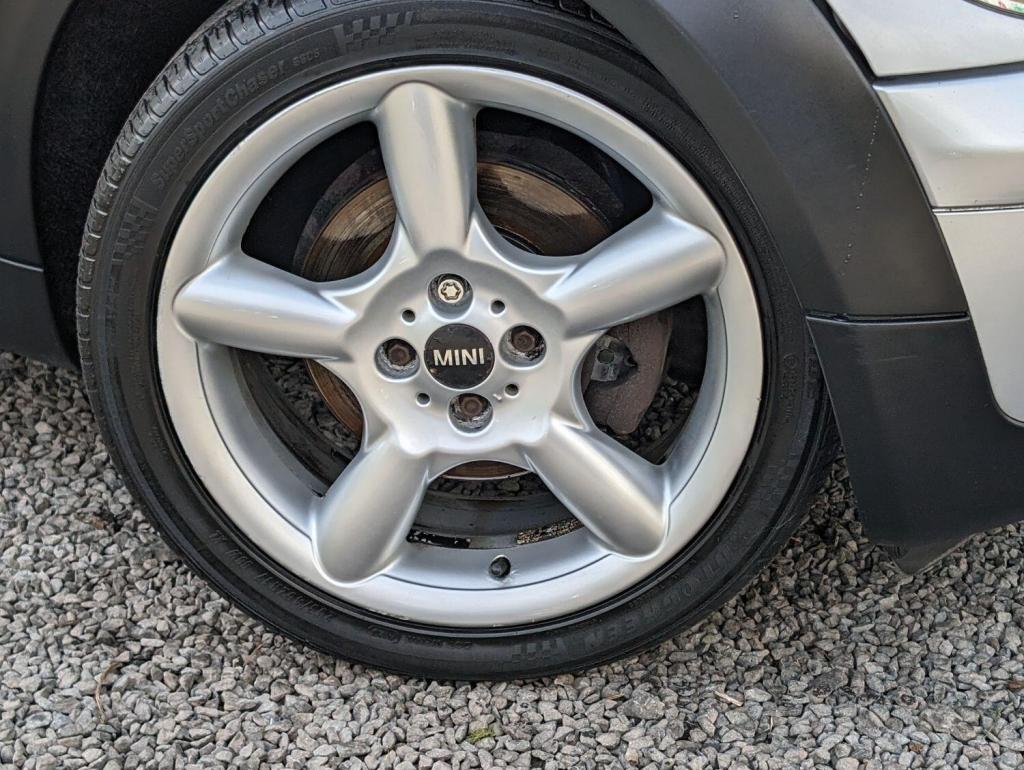 MINI CLUBMAN 1.6 Cooper Euro 4 5dr 2010