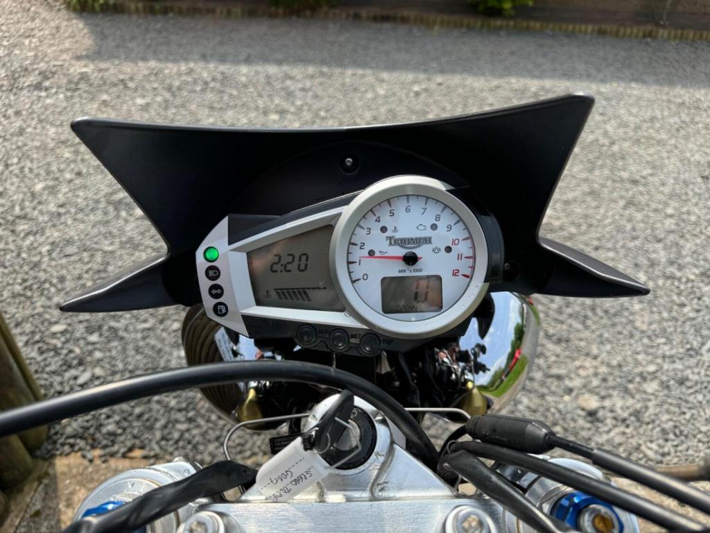 TRIUMPH SPEED TRIPLE 1050 1050 2007