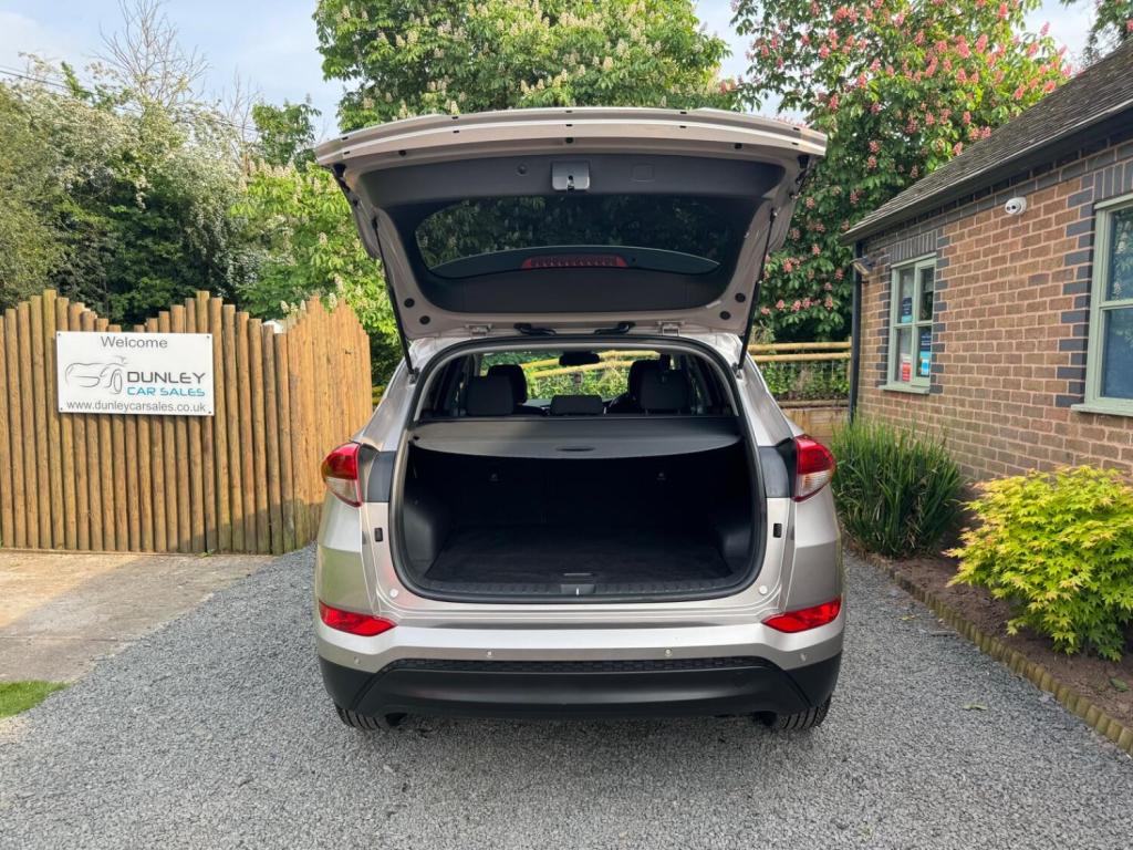 HYUNDAI TUCSON 1.6 GDi Blue Drive SE Nav Euro 6 (s/s) 5dr 2017