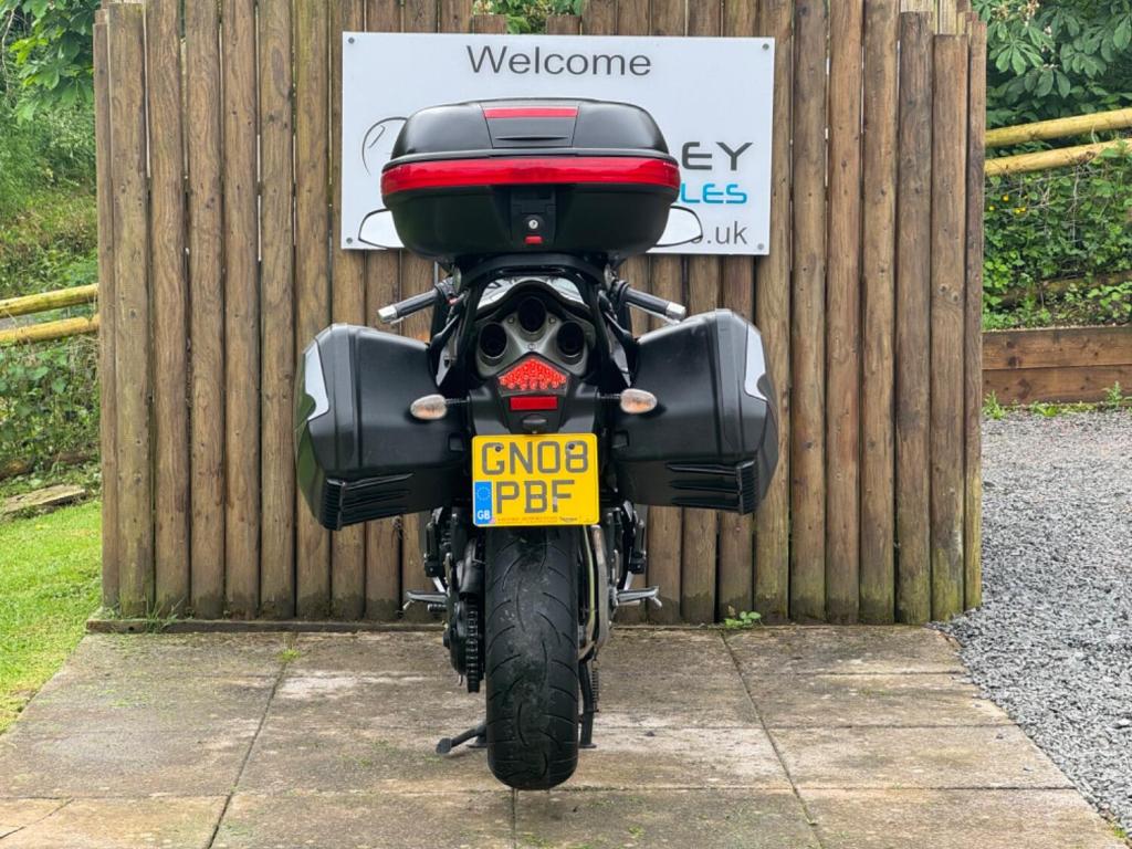 TRIUMPH SPRINT ST 1050 ST 2008