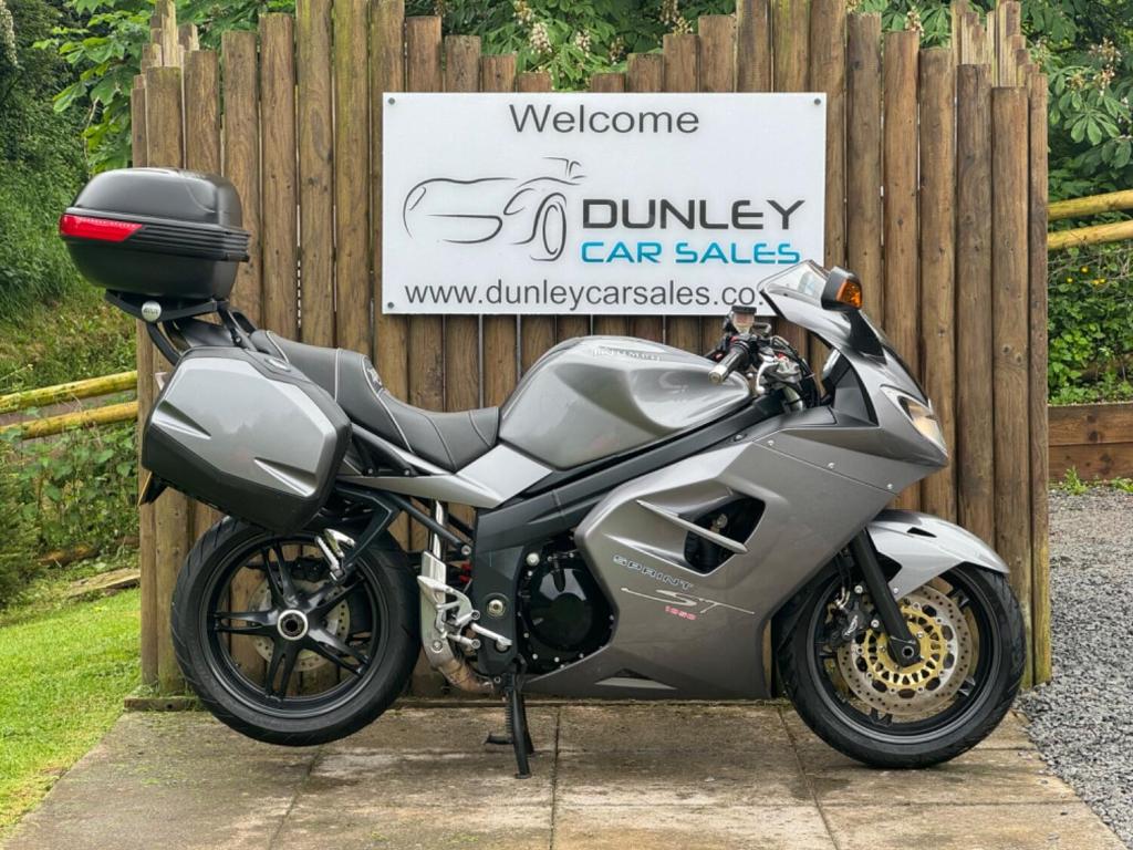 TRIUMPH SPRINT ST 1050 ST 2008